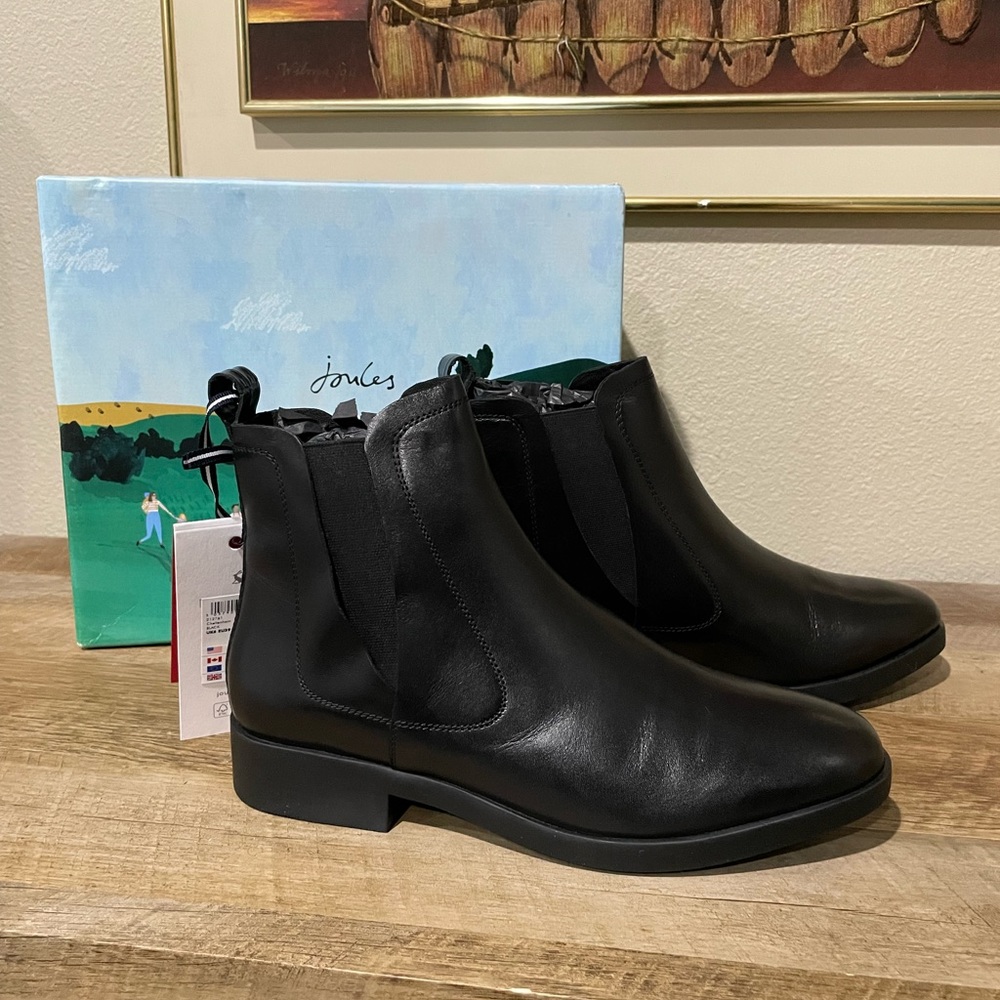 New in box Joules Cheltenham Black Leather Chelsea Boots